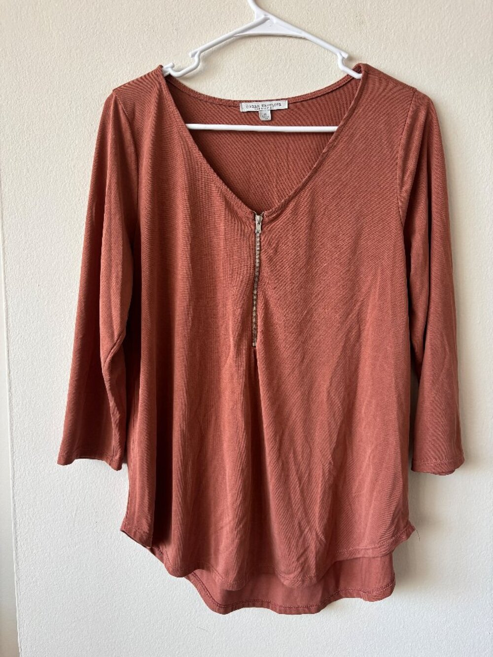 Green Envelope Peach Top - Size Medium